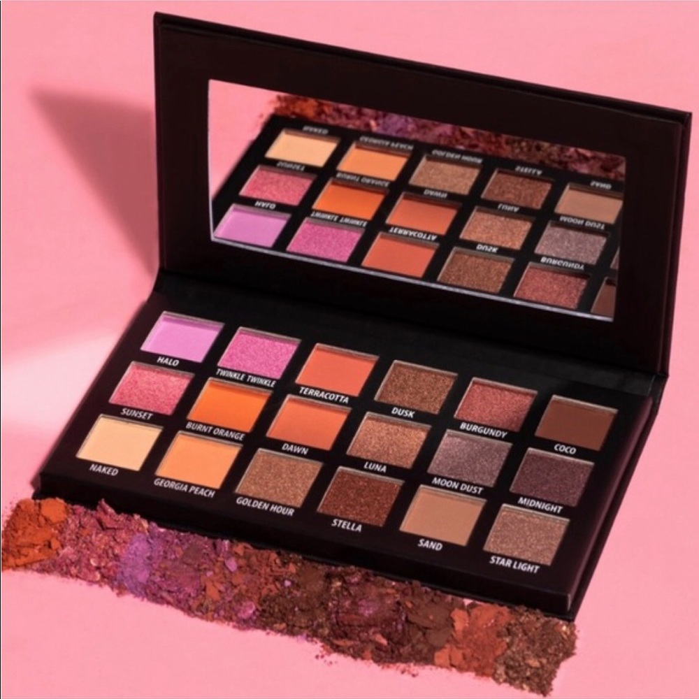 KAB cosmetics day + night eyeshadow palette